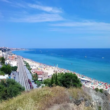 Nuria Seaview Beach-apartment